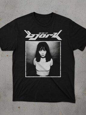 Vintage Björk Graphic T-Shirt | Retro Indie Music Tee | Alternative Streetwear